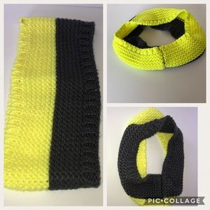 🌧🌪Neon yellow and grey scarf